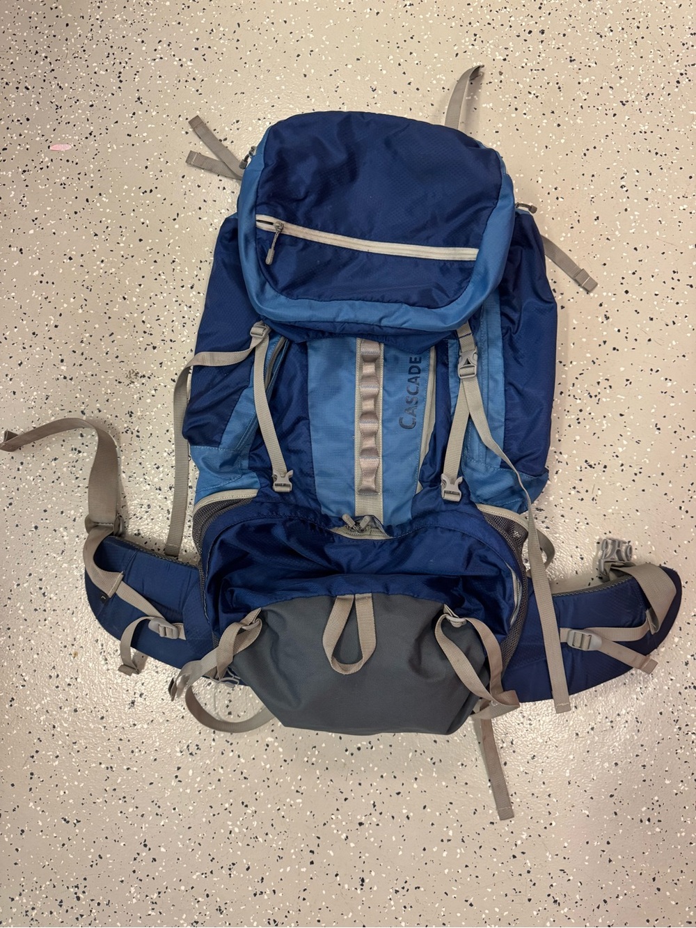 ALPS Mountaineering Cascade 5200 Blue 5,200 cubic inches internal frame pack